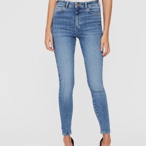 Vera Moda Jane High Waist Stretch Skinny Jeans